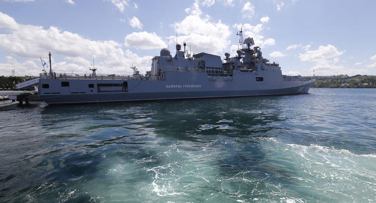Россия скопила на Азове 120 кораблей и может использовать ЧФ - Слободян