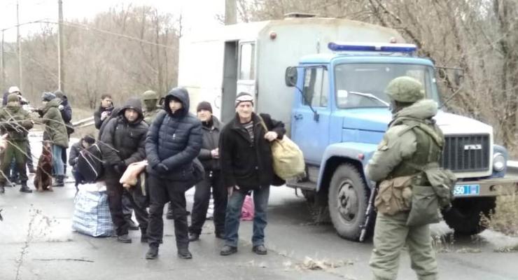 42 заключенных прибыли из "ЛНР", - Геращенко