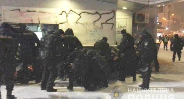 Полиция задержала 27 человек перед футболом в Киеве