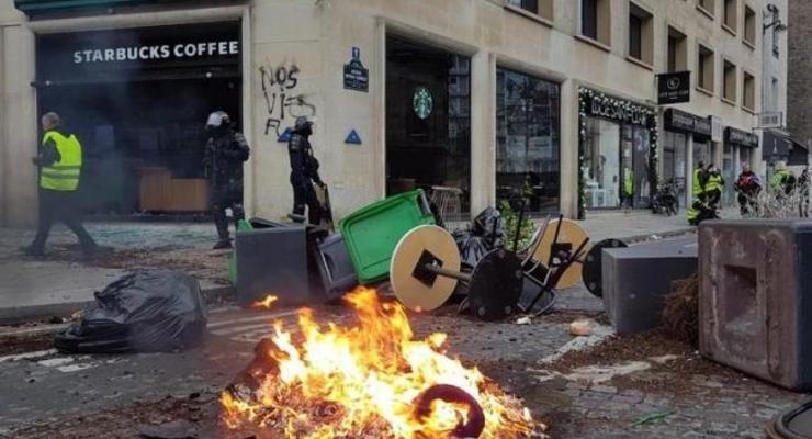 Выросло число жертв протестов во Франции