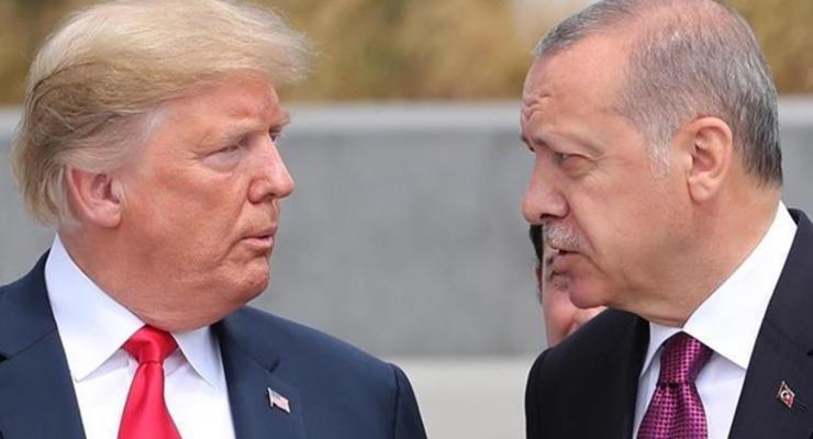 Трамп и Эрдоган созвонились из-за ситуации в Сирии