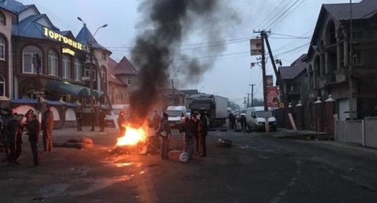 Блокирование трассы на Закарпатье: суд уступил требованиям протестующих