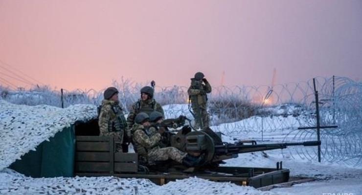 На Донбассе один военный погиб, один ранен