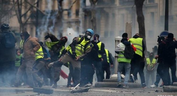 Протесты желтых жилетов во Франции: названы убытки