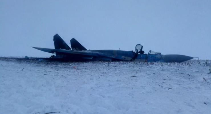 Крушение Су-27 под Житомиром: фото с места ЧП