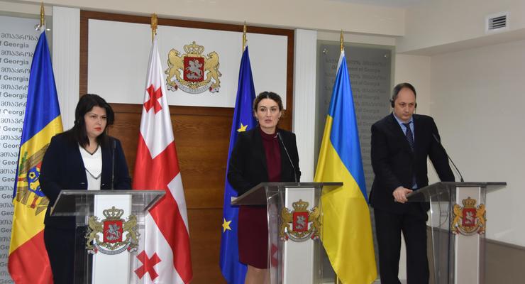 Украина, Грузия и Молдова подписали соглашение о реинтеграции территорий