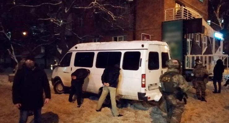 В Черновцах задержана банда с экс-сотрудником МВД