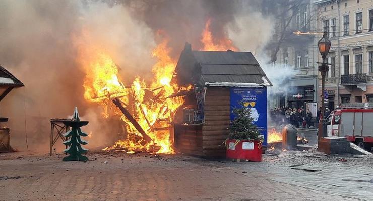 Взрыв во Львове: Госпитализированы 4 человека, ярмарку прикрыли