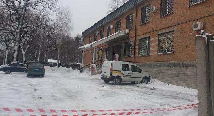 Полиция ищет взрывчатку в зале суда Харьковской области