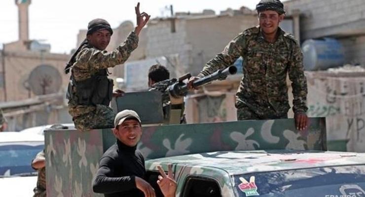 Сирийские курды покидают спорные территории
