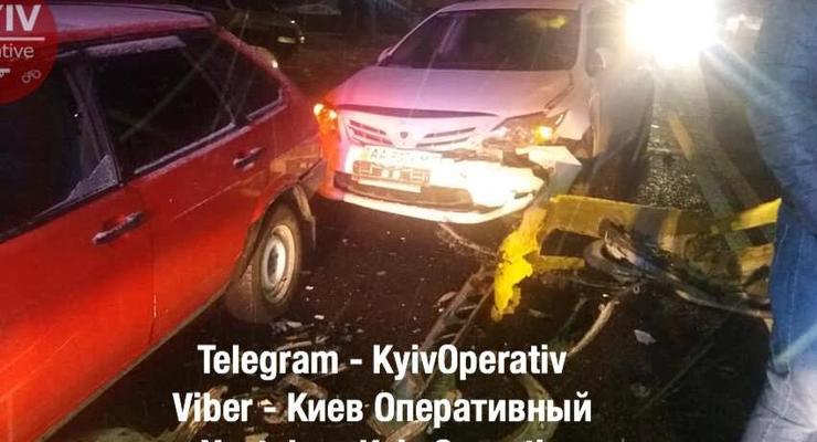 Под Киевом пьяный водитель протаранил семь автомобилей