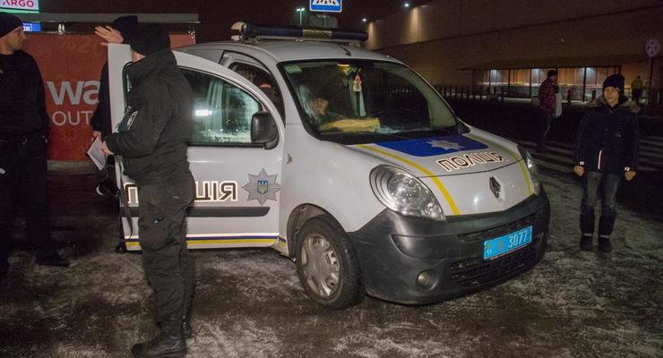 В Киеве грабитель ранил полицейского