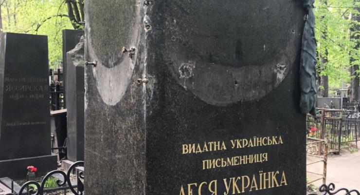 На всех кладбищах Киева установят видеонаблюдение
