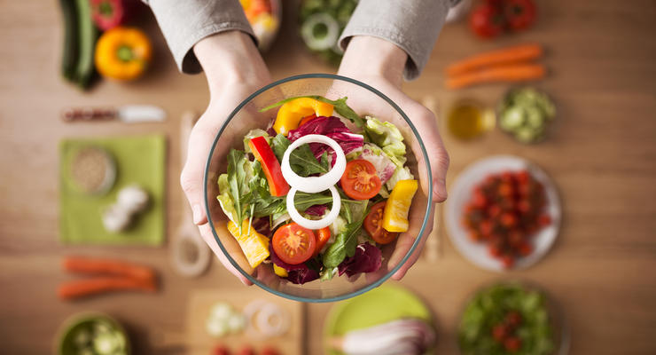 "Ежедневно есть 5 порций овощей и фруктов": Советы питания от Супрун