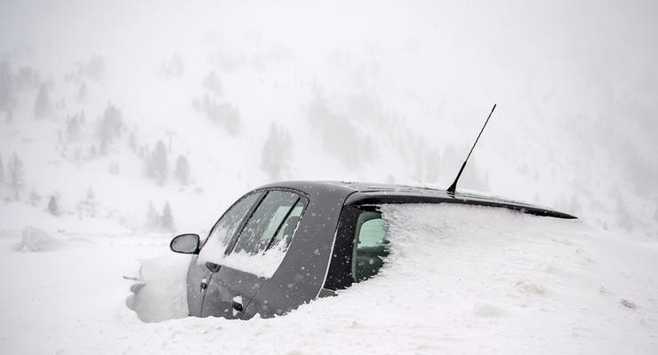 Австрию засыпало снегом