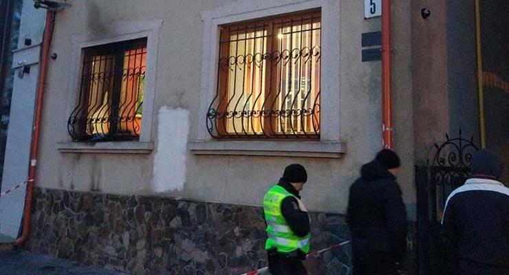 Поджог союза венгров на Закарпатье: в Польше обвинили троих граждан