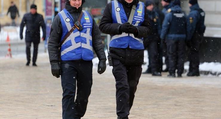 Киевлян в праздник охраняет тысяча полицейских и нацгвардейцев