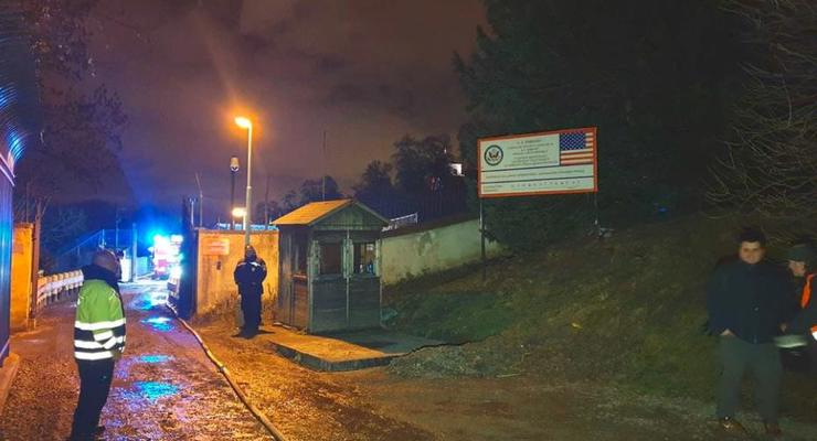 В Праге произошел пожар на территории посольства США