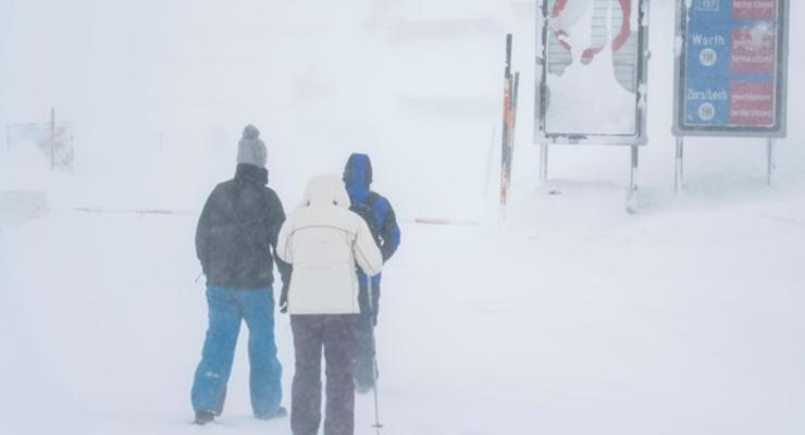 В Австрии под лавиной оказались погребены три немецких лыжника