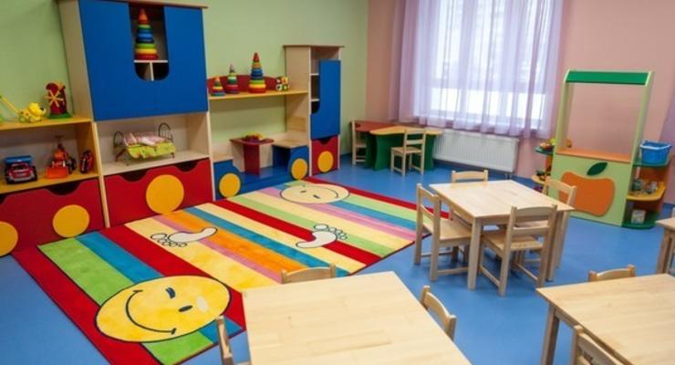 Дети без прописки: В Киеве ограничили права малышей на запись в детсады