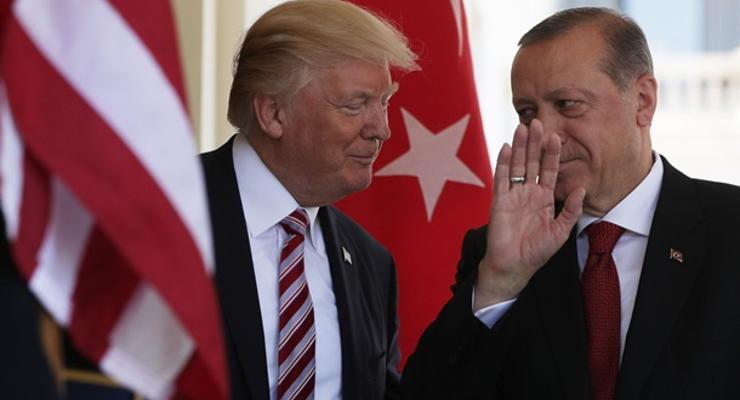 Трамп и Эрдоган договорились о сотрудничестве в Сирии