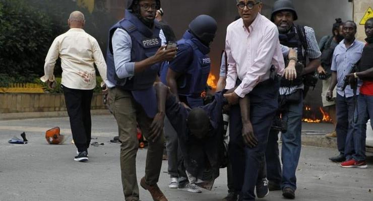 В Найроби боевики атаковали гостиницу: есть жертвы