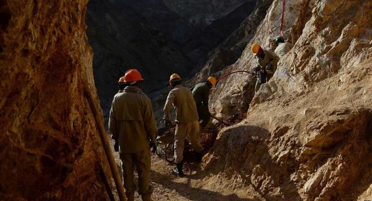 В Афганистане обрушилась золотодобывающая шахта: восемь погибших