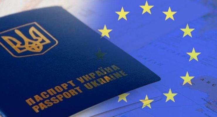 Украинцы за год оформили 1,3 млн ID-карт и почти 5 млн загранпаспортов