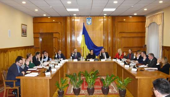 ЦИК "вписал в бюллетень" Богомолец и Балашова