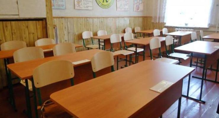 В Ровенской области 58 школ продлили каникулы из-за гриппа