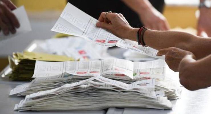 Выборы в Турции: в списках появился 165-летний избиратель