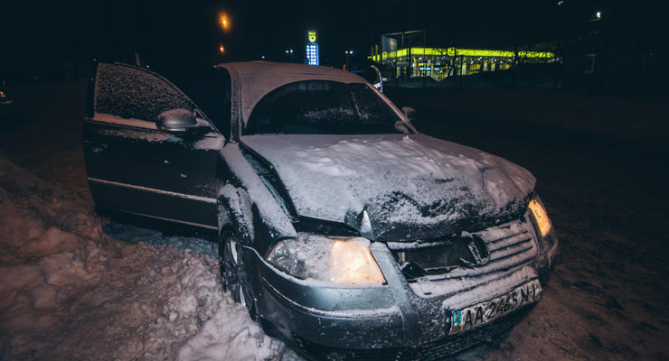 В Киеве пьяный водитель протаранил авто и пытался скрыться