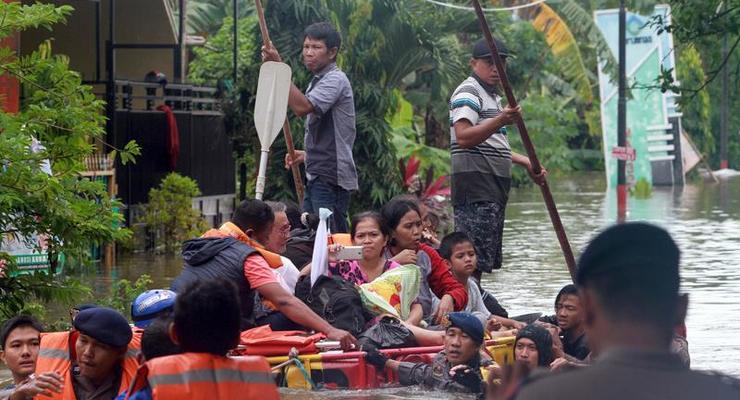 В Индонезии 26 человек погибли в результате наводнений