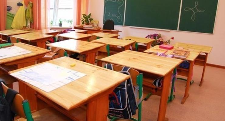 В школе на Буковине распылили газ: 17 детей госпитализированы