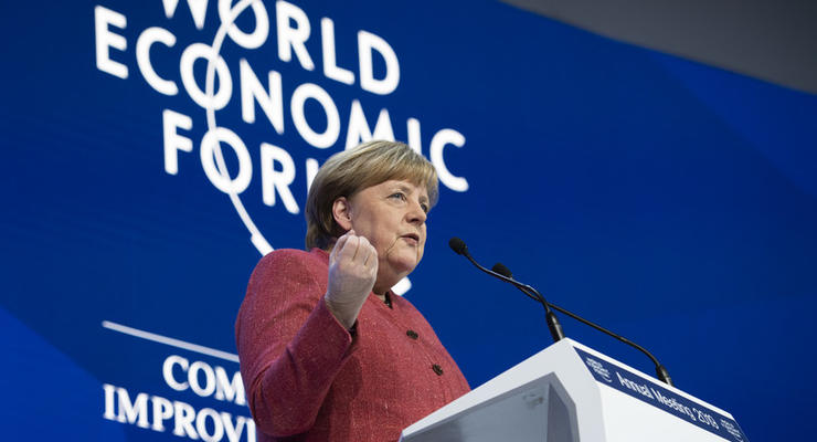 Меркель в Давосе завуалировано выступила против Трампа - Bild