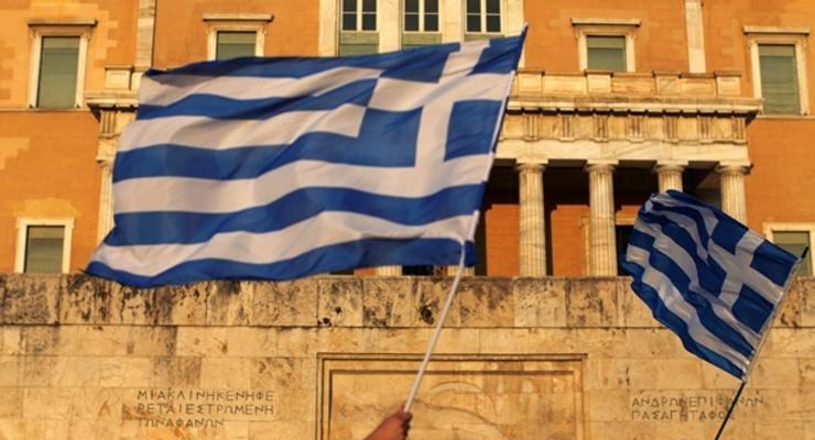В Греции впервые за 10 лет повышают минимальную зарплату