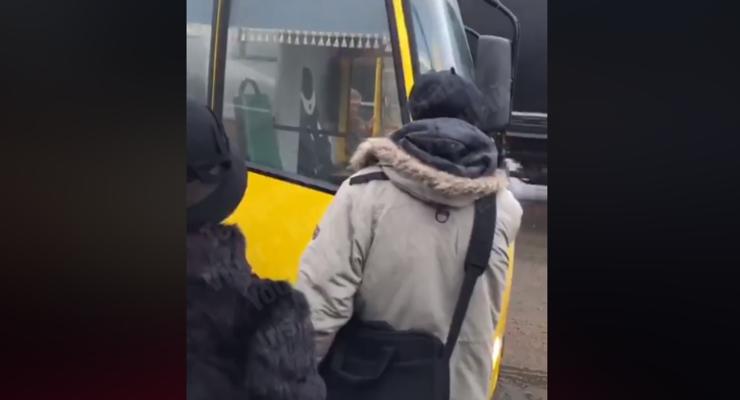 В Киеве напали на водителя маршрутки