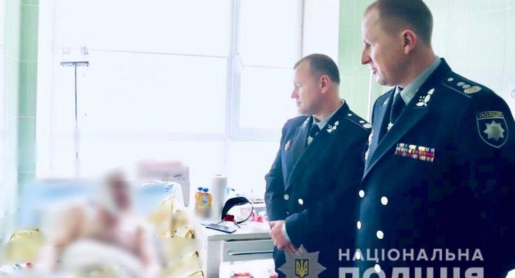 Известно о состоянии офицера полиции, раненого в Харькове