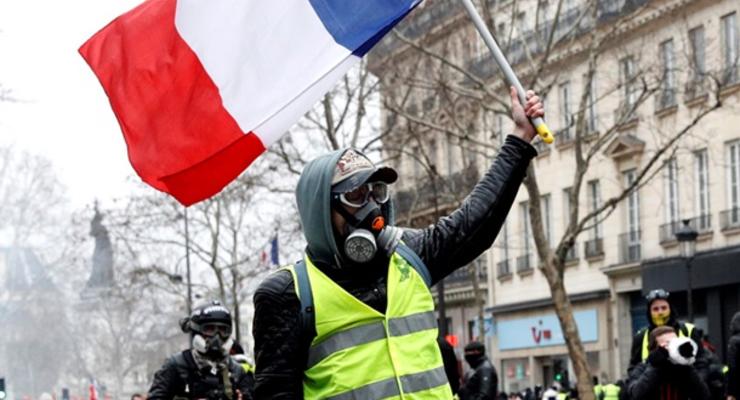 Власти Франции планируют провести референдум - СМИ