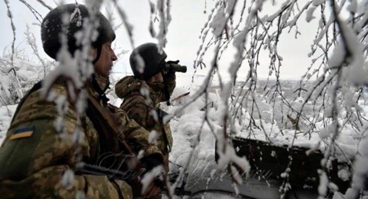 На Донбассе за день семь обстрелов