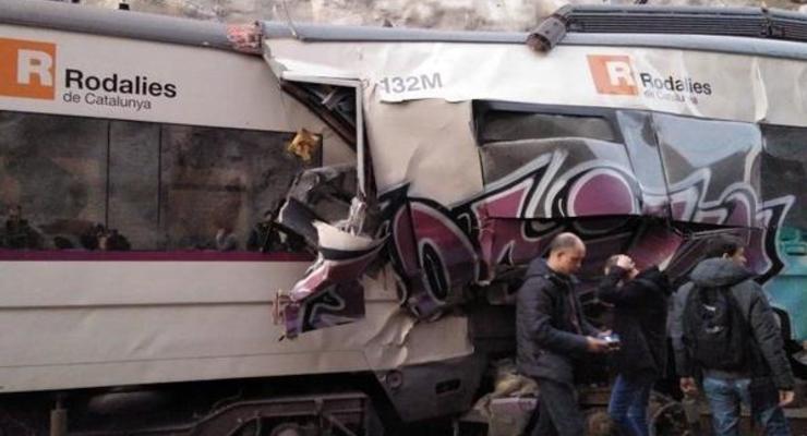 В Испании столкнулись два поезда, десятки пострадавших