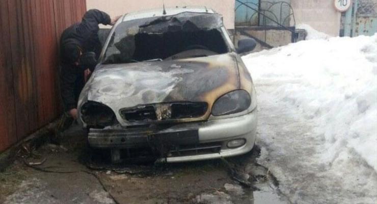 В Полтаве за ночь подожгли шесть автомобилей