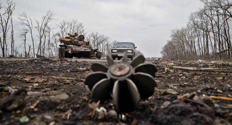 Сутки на Донбассе: три обстрела