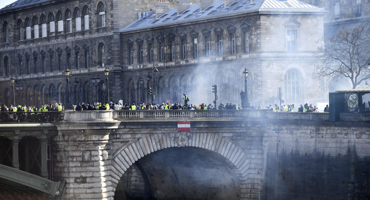Протесты в Париже: более 20 задержанных
