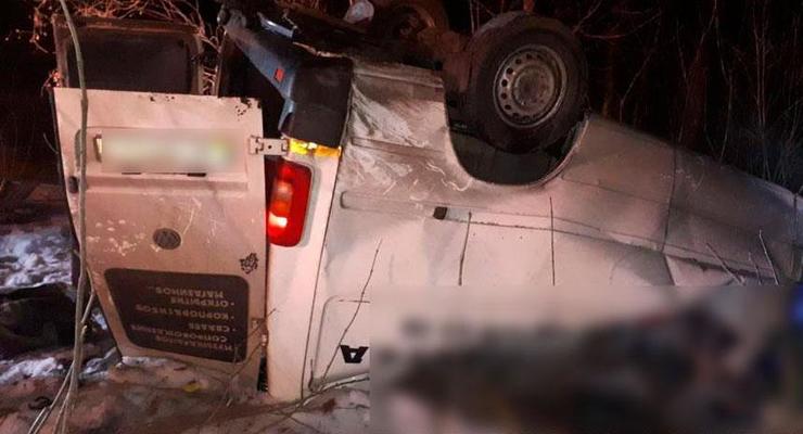На Полтавщине разбился микроавтобус: четыре жертвы