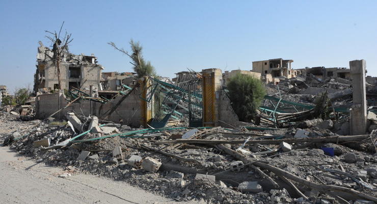Возле Ракки обнаружили массовое захоронение жертв ИГ