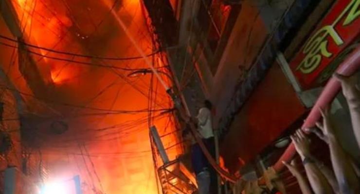 Пожар в Бангладеш: число погибших возросло до 110 человек