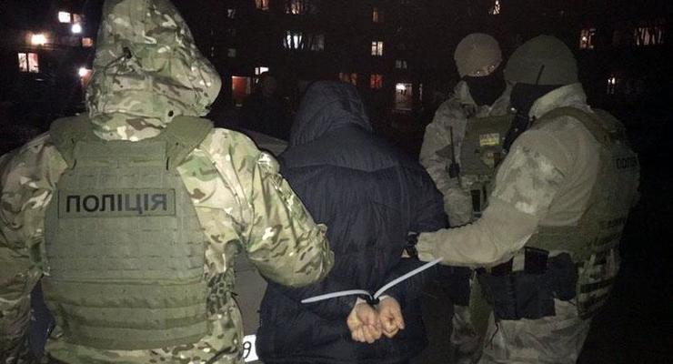 На Донбассе задержали членов банды, которые грабили валютчиков