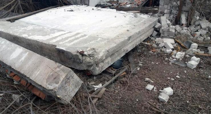 Под Днепром мужчину убило бетонной плитой