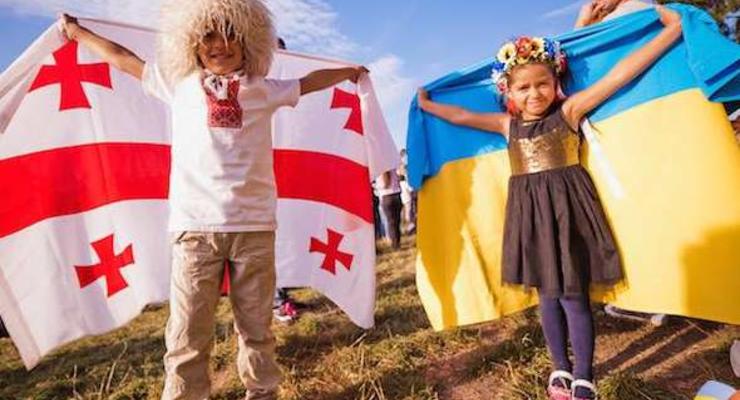Украинцы с 1 марта могут ездить в Грузию по ID-картам